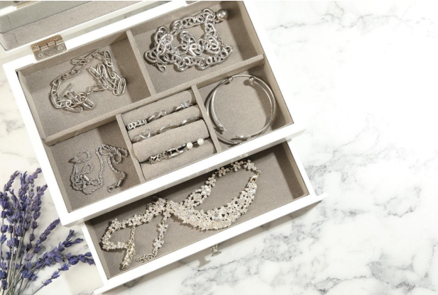 Sell Silver Jewelry in Newport Beach