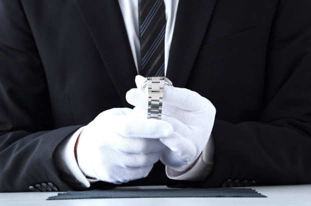 Luxury Watch Buyer in Newport Beach